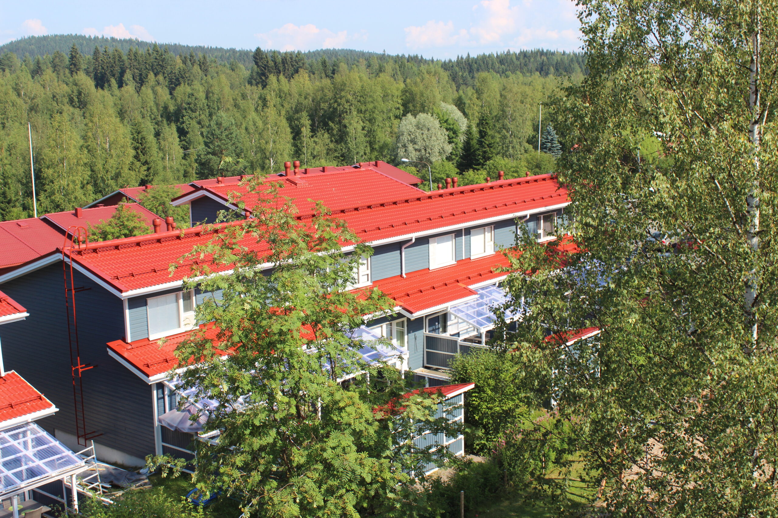 Kattomateriaalit – miten valita oikea materiaali juuri sinun katollesi?